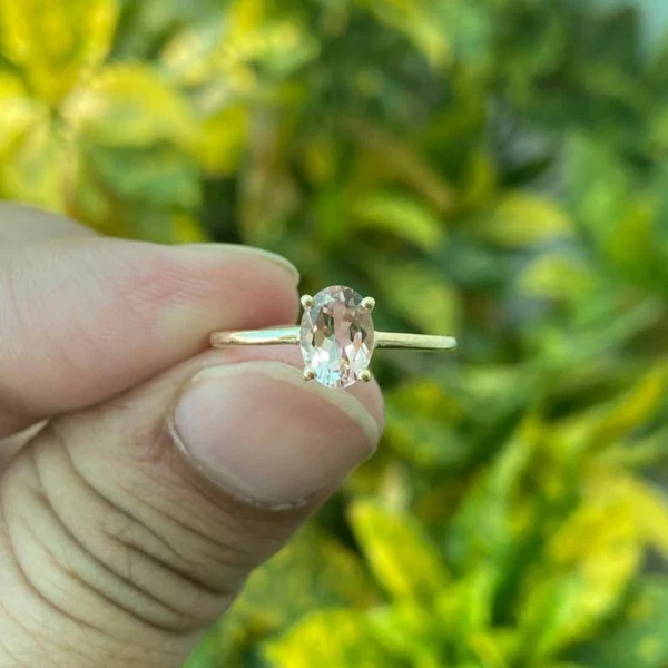 14k Gold Oval Morganite Ring