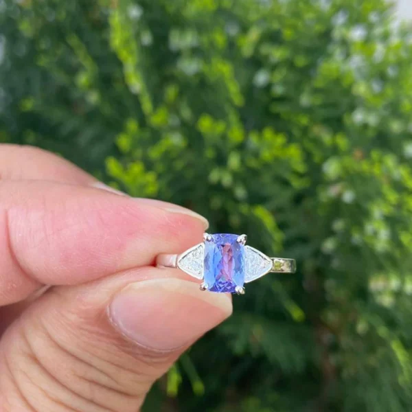 14k Gold Tanzanite Diamond Ring