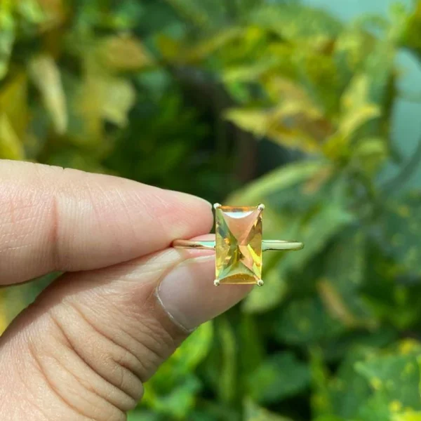 14k Solid Gold Citrine Ring