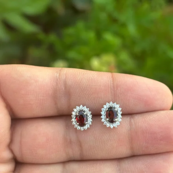 925 Silver Natural Garnet Stud Earrings