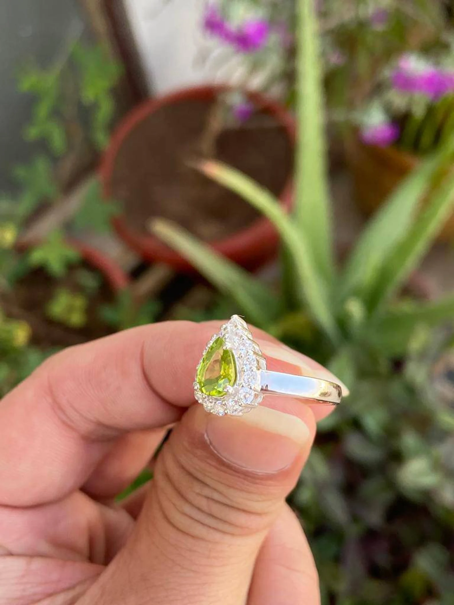 925 Silver Natural Peridot Ring 3