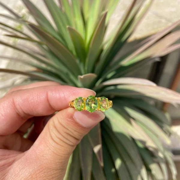 925 Silver Natural Peridot Ring
