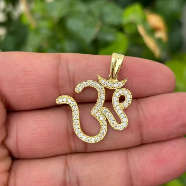 925 Silver Om Spiritual Pendant