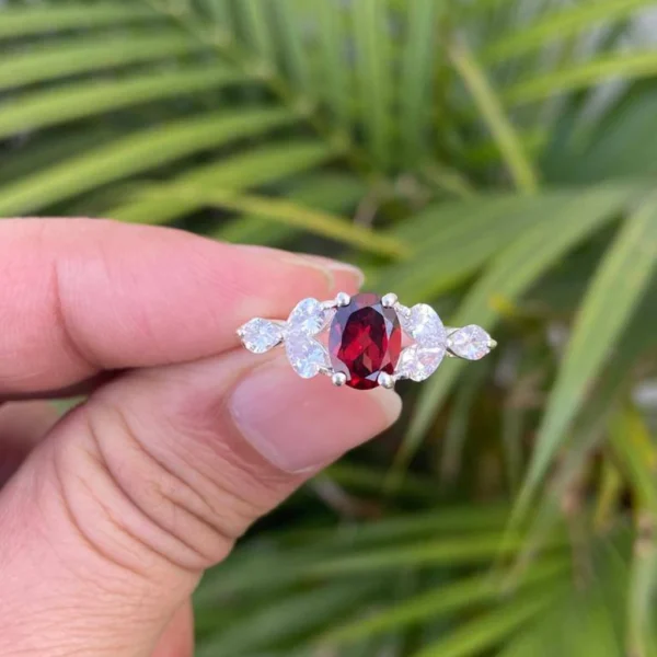 925 Silver Oval Garnet Ring