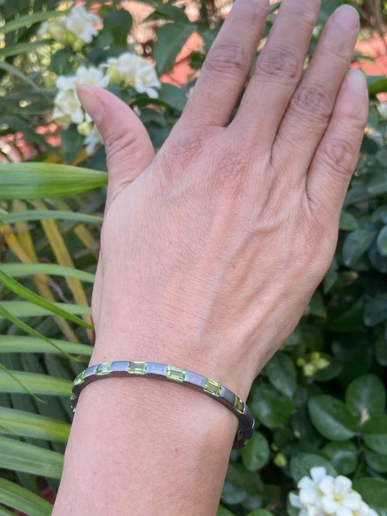925 Silver Peridot Bangle Bracelet 6