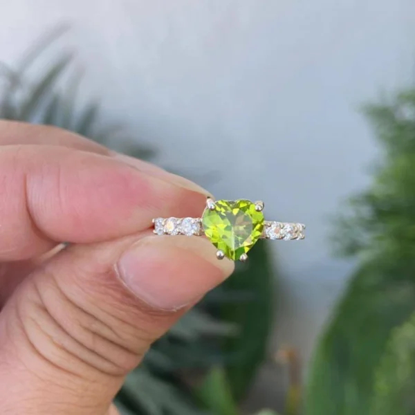 925 Silver Peridot Heart Ring