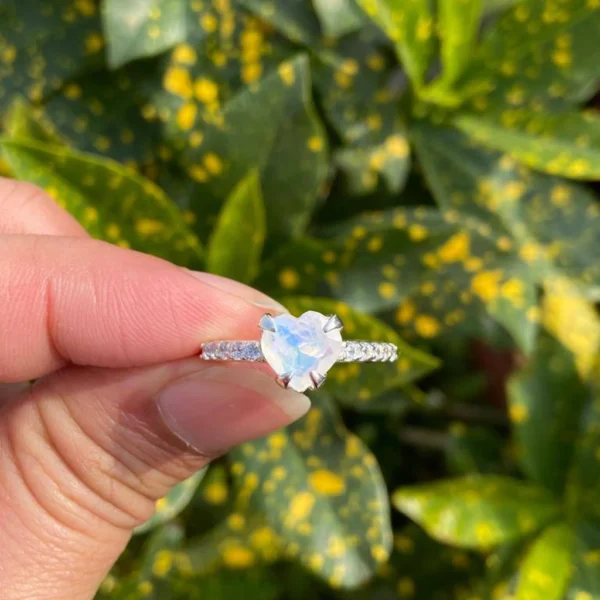 925 Silver Rainbow Moonstone Heart Ring
