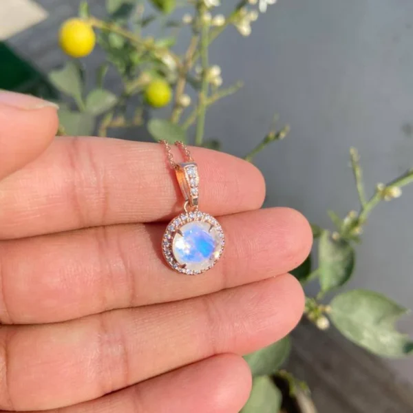 925 Silver Round Moonstone Necklace