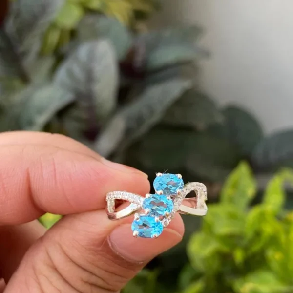 925 Silver Swiss Blue Topaz Ring